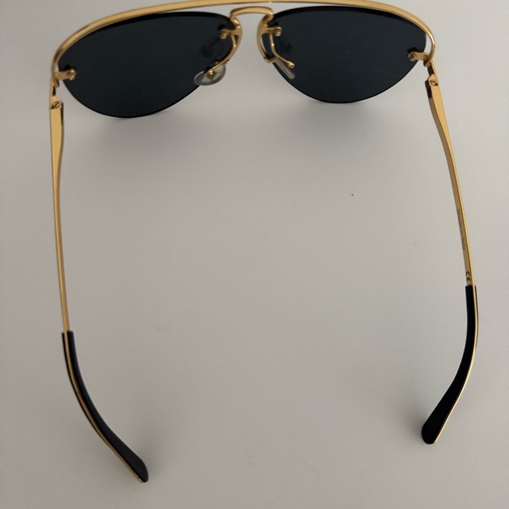 Louis Vuitton Gold Aviator Sunglasses with Black Lenses - Picture 2 of 6